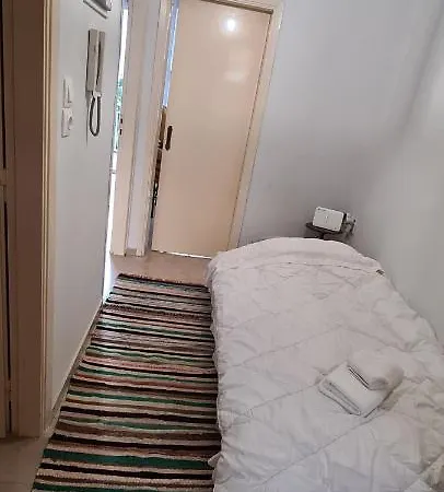A Peaceful Apartment In Athens-3